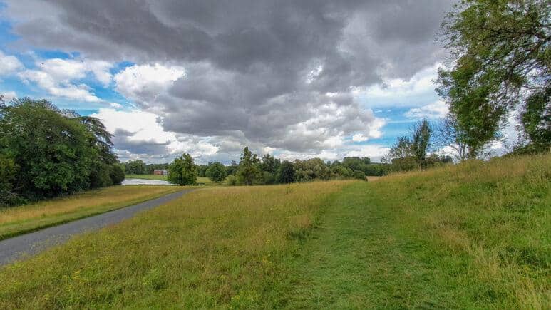 Avington country park walk