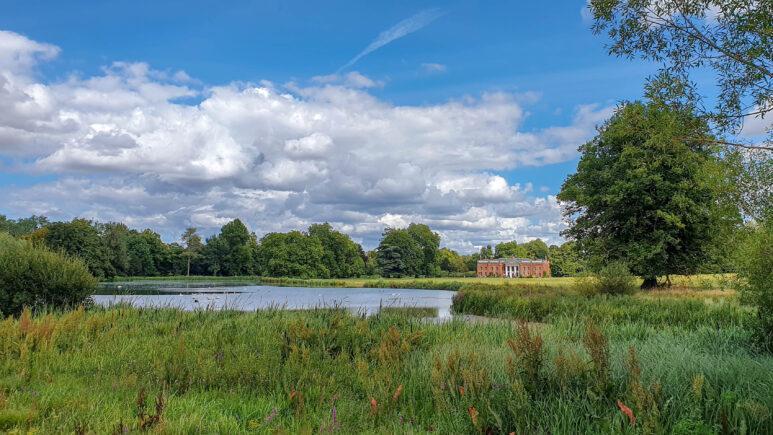 Avington country park walk